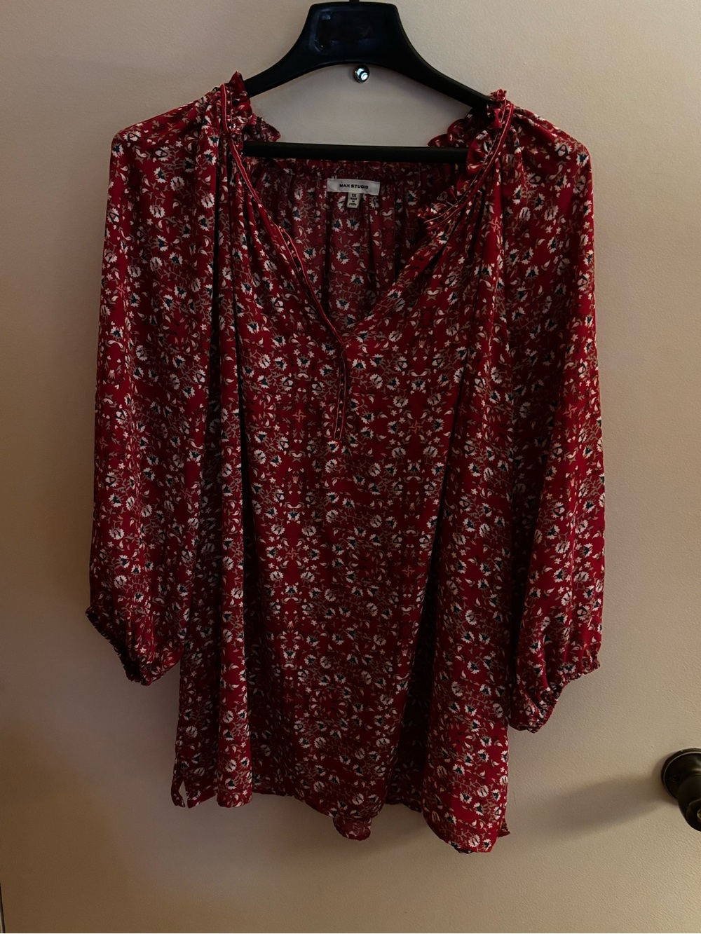 Max Studio Red Floral Peasant Tunic Blouse